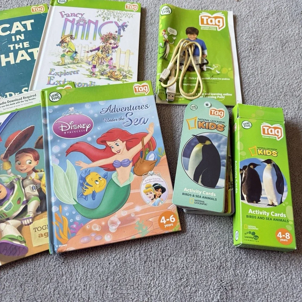 LeapFrog Tag‎ Reading System W/4 Books Toy Story Fancy Nancy Ariel Cat Working